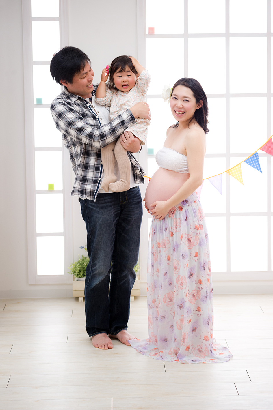 マタニティフォト　マタニティー　妊娠　妊婦　衣装　ウエディング　夫婦　家族　ドレス　カジュアル　狭山　所沢　入間　写真　